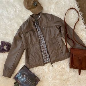 ✌🏻Vanity Vegan Leather Jacket 💕